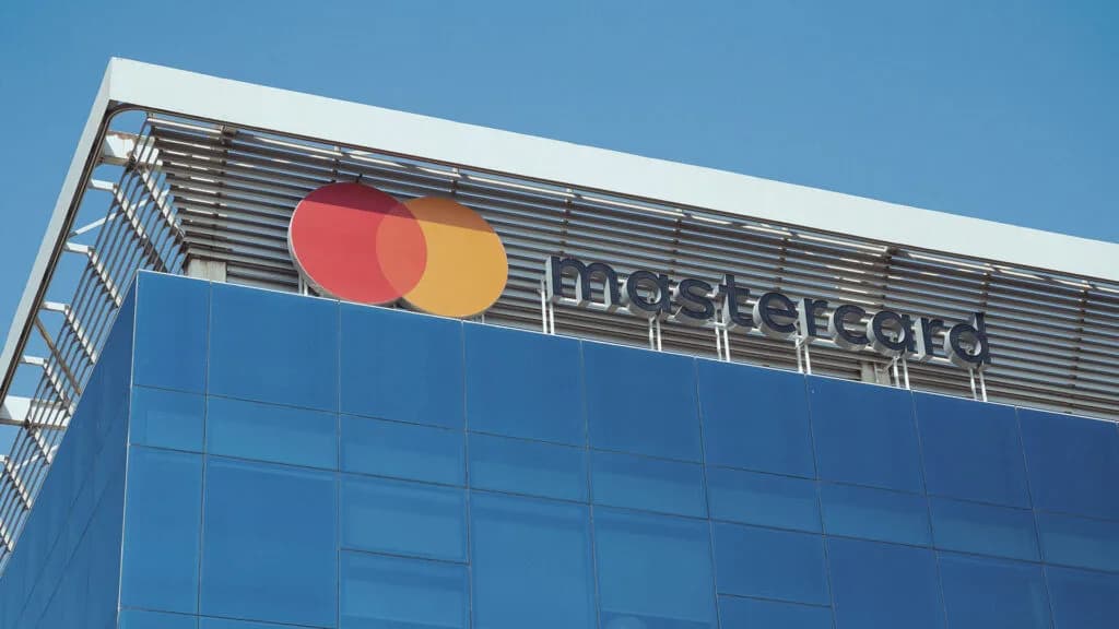 Mastercard to invest R1.5-billion into Airtel Africa’s fintech unit