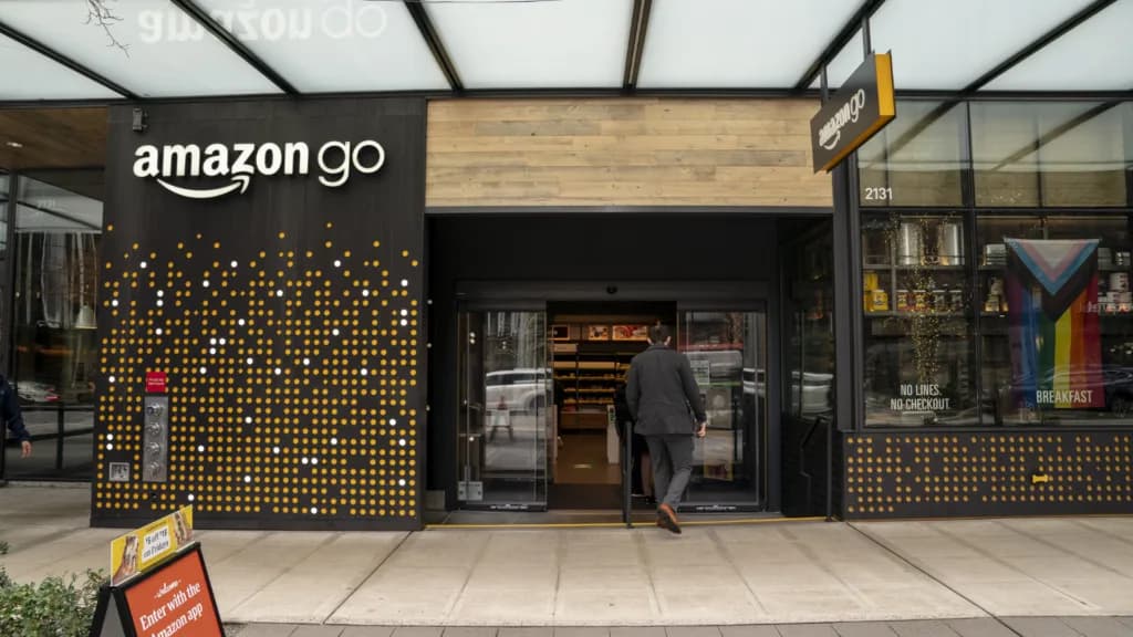 Amazon-discontinues-cashierless-grocery-checkouts