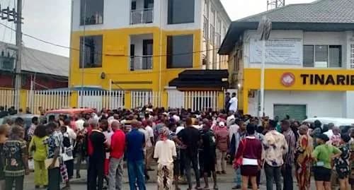 MTN in Nigeria closes stores