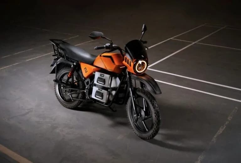 Roam-and-Mogo-Forge-Alliance-to-Drive-Electric-Motorcycle-Adoption-in-Africa