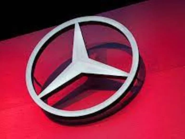 Mercedes Benz South Africa announces new board chair, Joachim Schmidt retires
