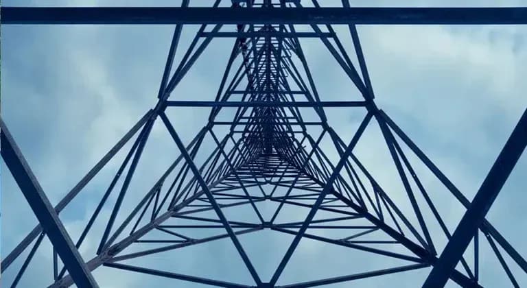 Eagle Towers Secures R100M Loan to Bridge South Africa's Digital Divide