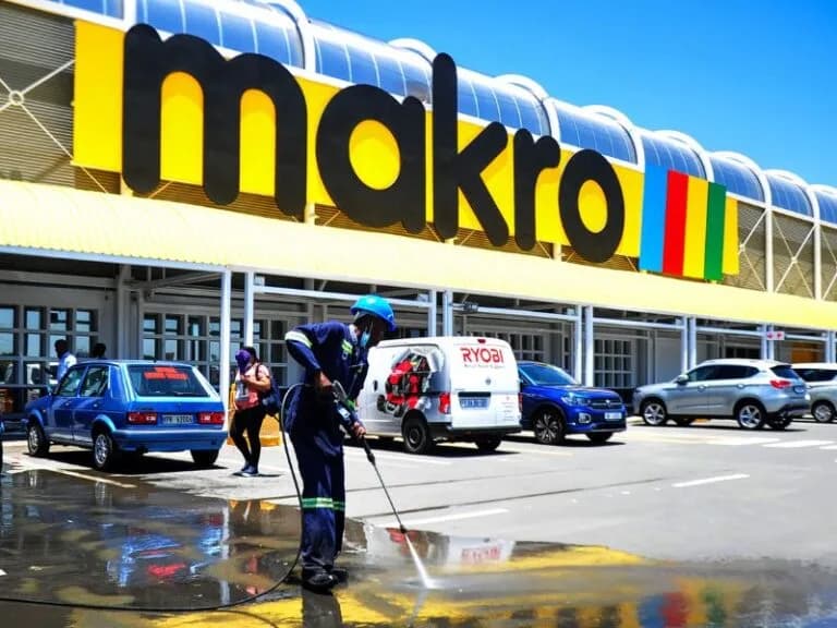 Disgruntled Makro workers threaten to down tools on Black Friday