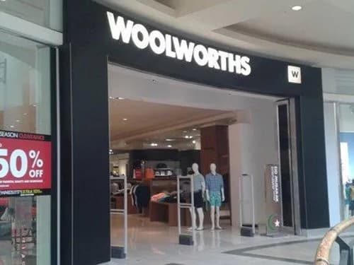 Woolworths introduces click-and-collect for online purchases – how it works