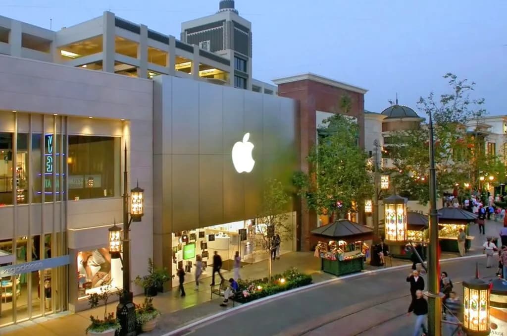 Apple temporarily shuts California stores following a surge in COVID-19 cases