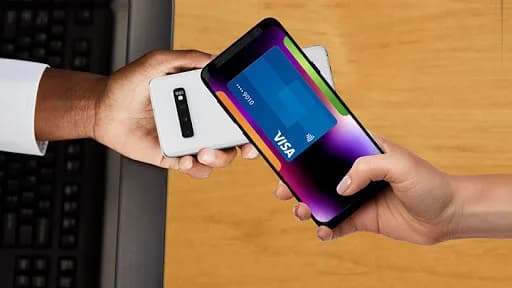 Loop-launches-VISAs-Tap-to-Phone-instant-payment-solution-in-minibus-taxis