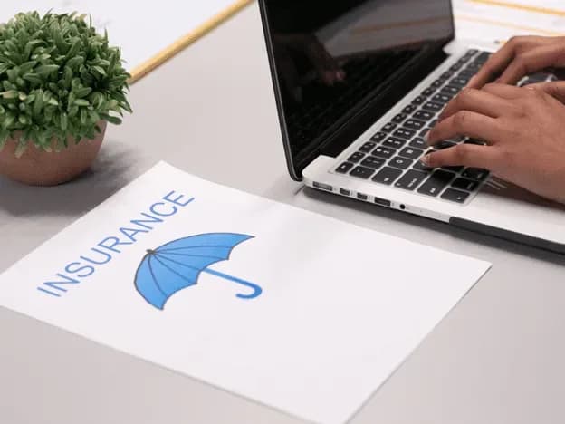 WHY-BUSINESS-INSURANCE-IS-ESSENTIAL-FOR-SMALL-BUSINESS-OWNERS