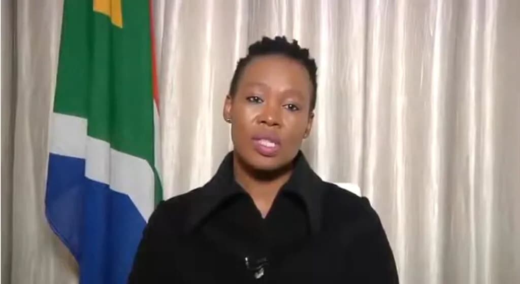 South African Minister apologises for breaching lockdown