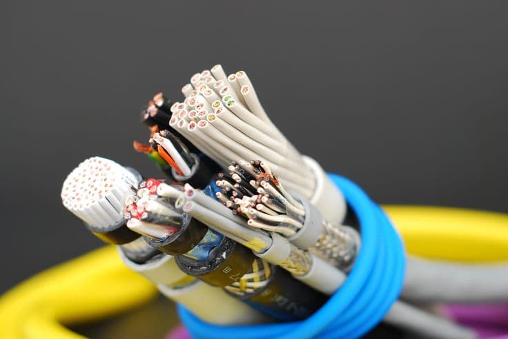 Data cable