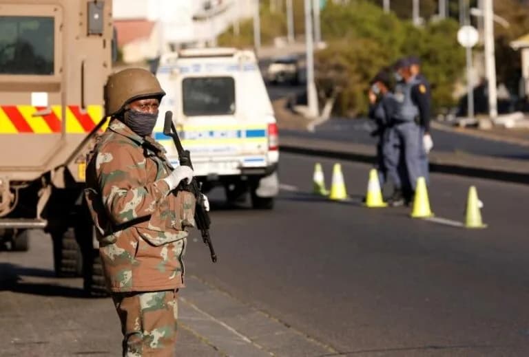 Panic in South Africa as country records first deaths as a result of Covid-19