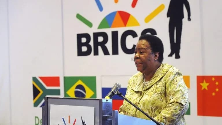 Naledi Pandor speaking on support breaches of war in Russia-Ukraine