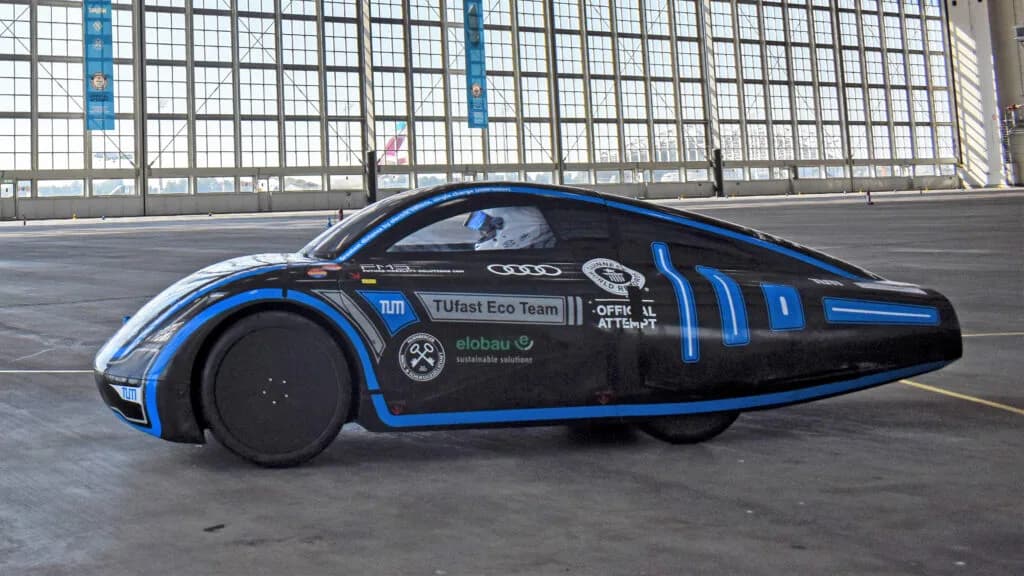 Student-built-electric-car-surpasses-world-record-for-distance-on-a-single-charge