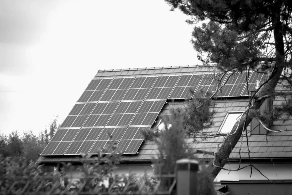 AUTO-GENERAL-CAUTIONS-AGAINST-SOLAR-PANEL-THEFT-