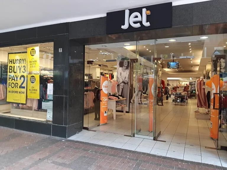 The Foshini Group offered Edcon R480 million to acquire a minimum of 371 Jet stores!