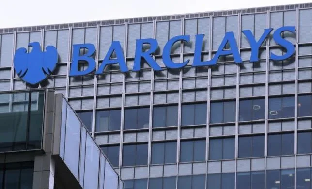 Barclays installs sensors to see which bankers are at their desks ...