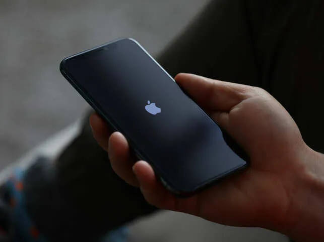 iphone-apple_iStock