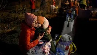 Russia Ukraine crisis LIVE Updates: Up to 4 million people may flee to  other countries if situation escalates, says UNHRC