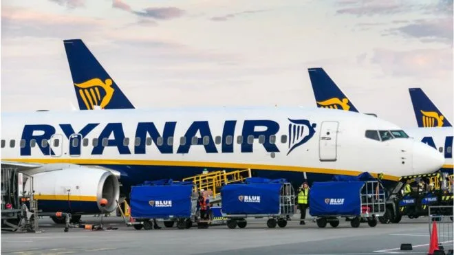 Ryanair flights take off despite pilots' strike - BBC News
