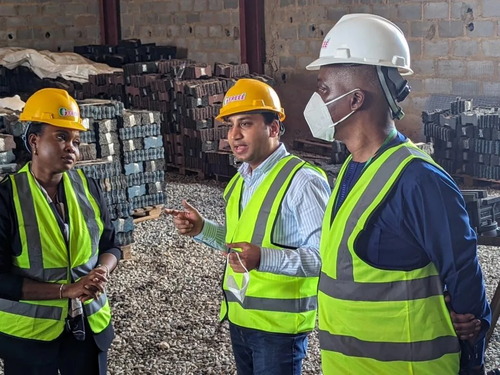 Nigerian company, Freee Recycle turns tyres into tiles and bricks