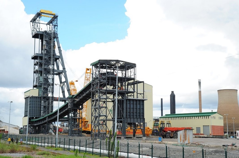 Zambia stops Glencore mine boss from leaving as feud deepens Business