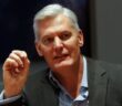 SA business sector calls for Eskom CEO Andre De Ruyter to vacate office